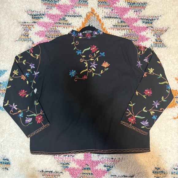 Vintage Colorful Embroidered Floral Black Jacket - Picture 6 of 7